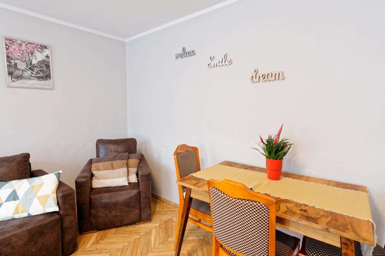 Apartament Pod Krasnalem Wroclovkiem Apartment Wroclaw Bagian luar foto
